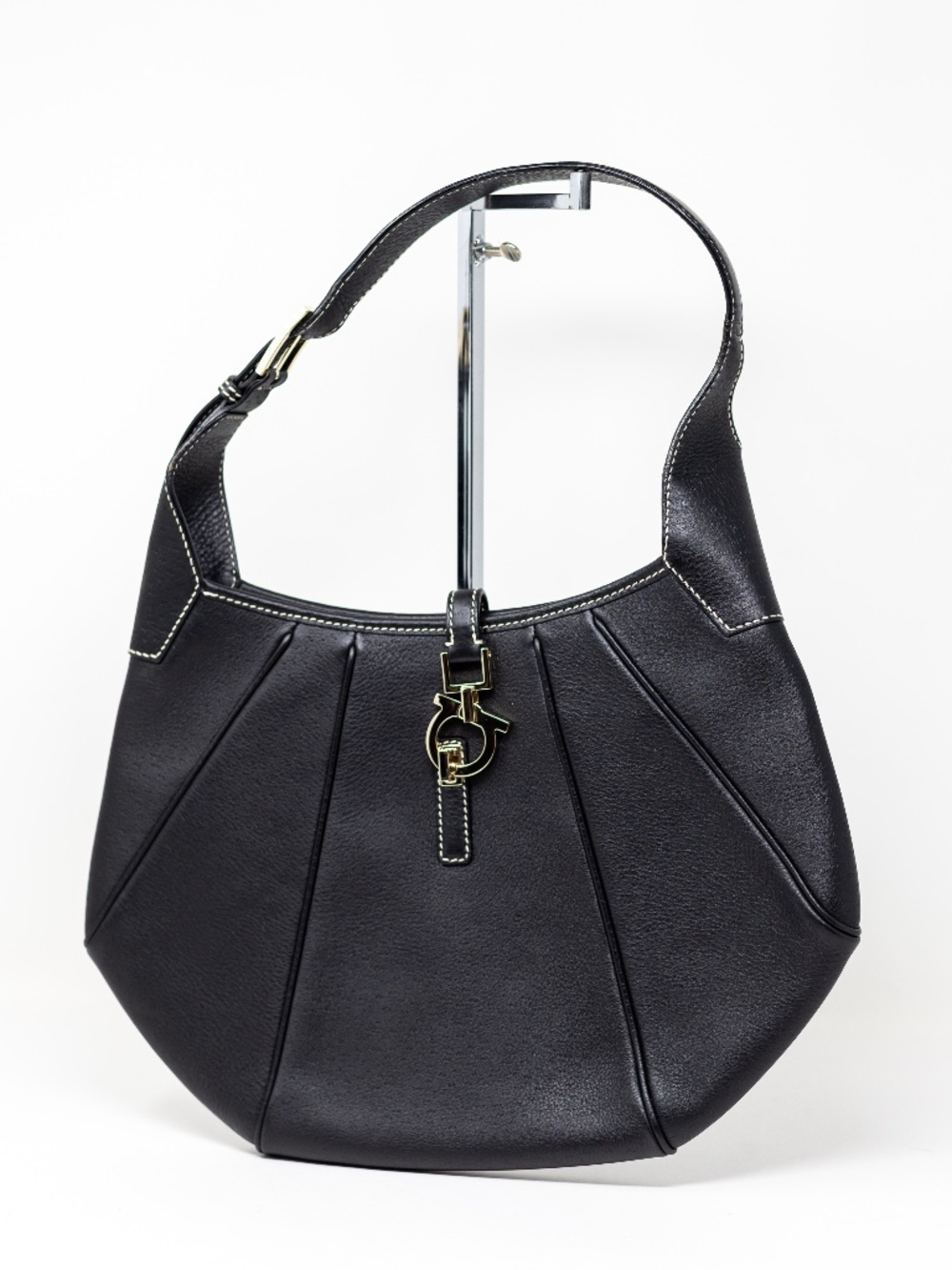Salvatore Ferragamo Calfskin Genuine Leather Gancini Lock Hobo Shoulder Purse